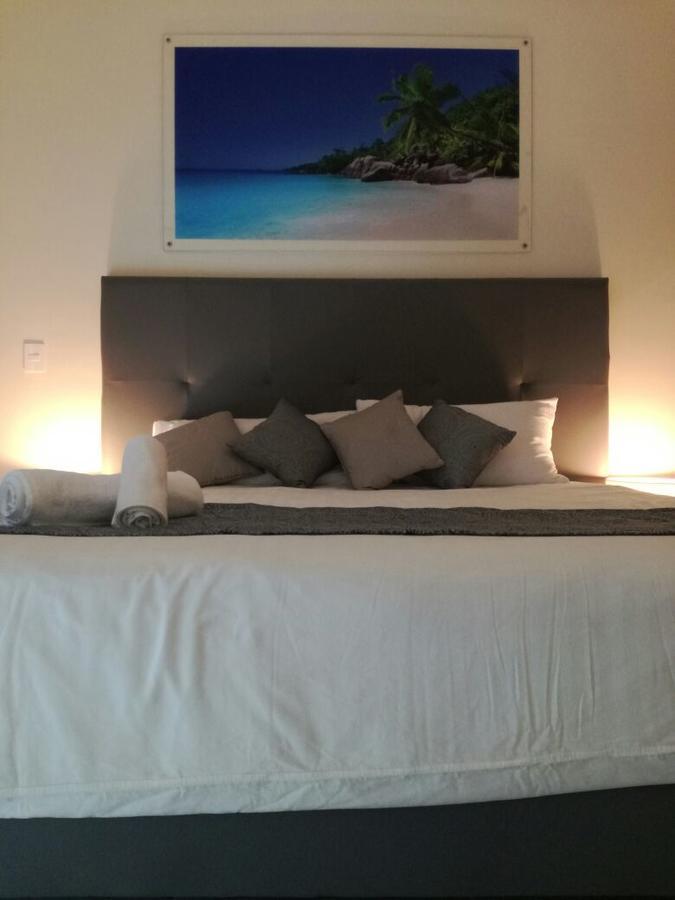 Springs Luxury By The Spot