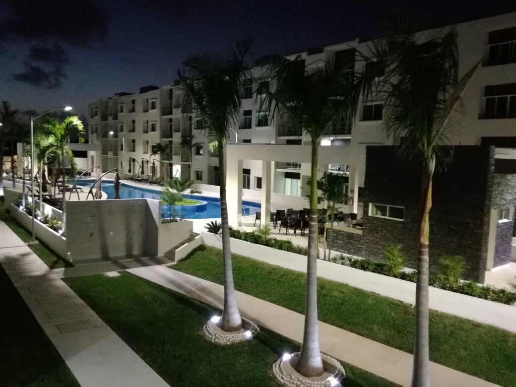 Springs Luxury By The Spot Apartamento *