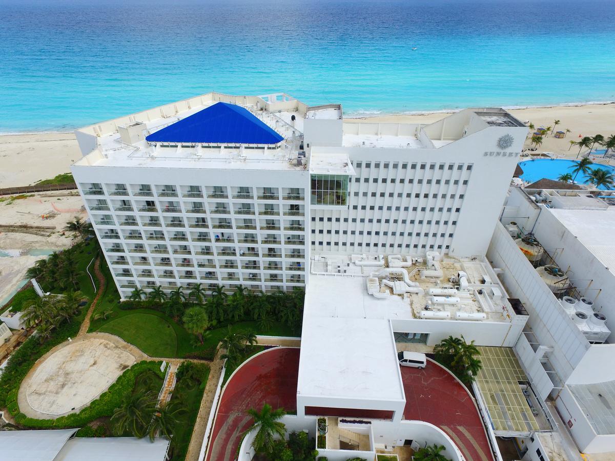 Resort Sunset Royal Cancún