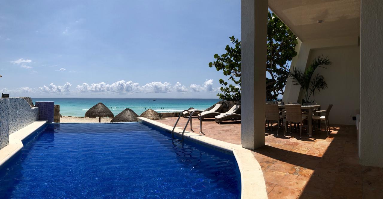 Eight Bedroom Beach House * Cancún