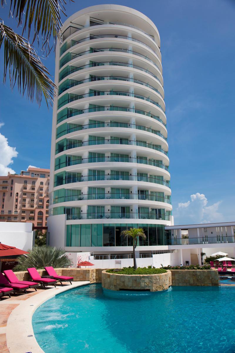 Altitude At Krystal Grand Resort Cancún