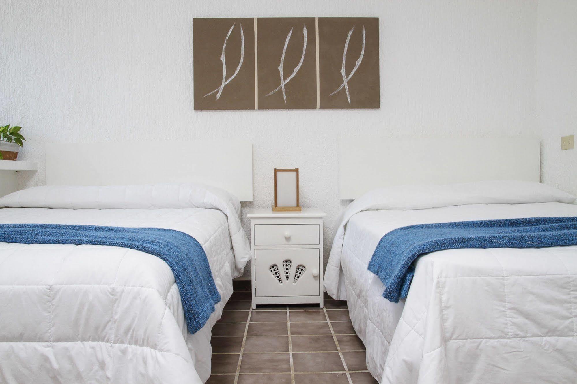 Aparthotel Gaviotas & 3*