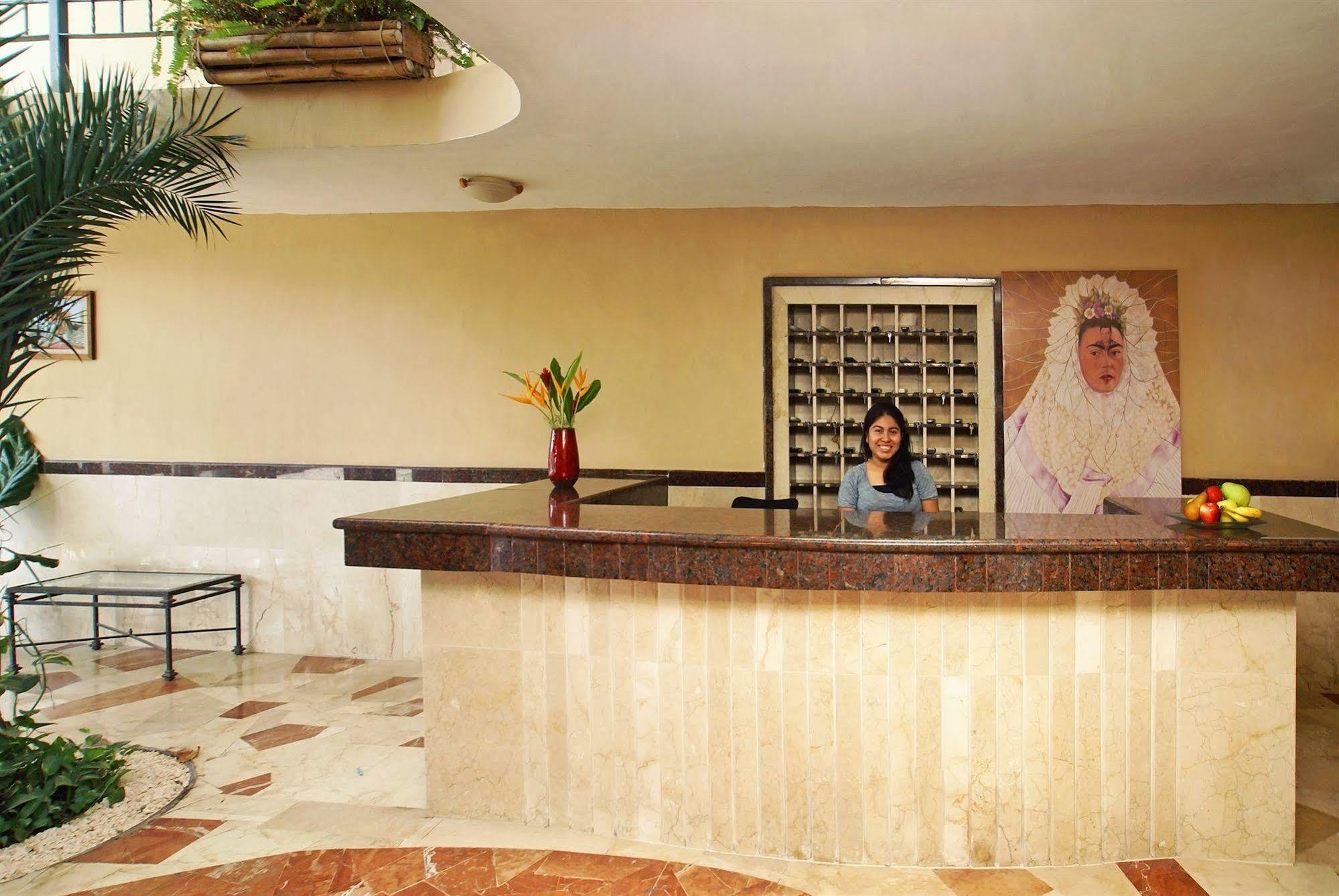 Dogtown Hotel 3*
