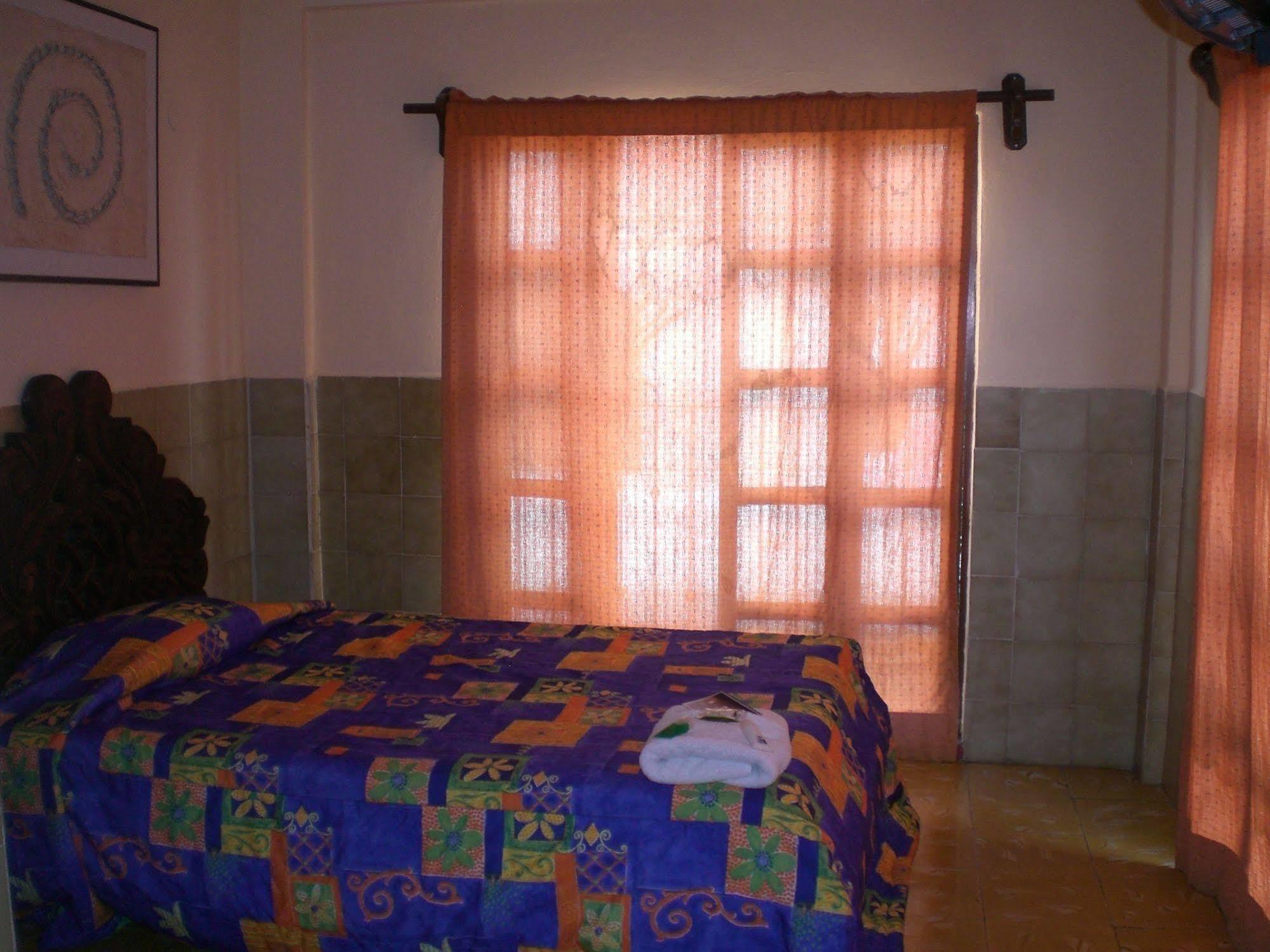 Colonial San Carlos