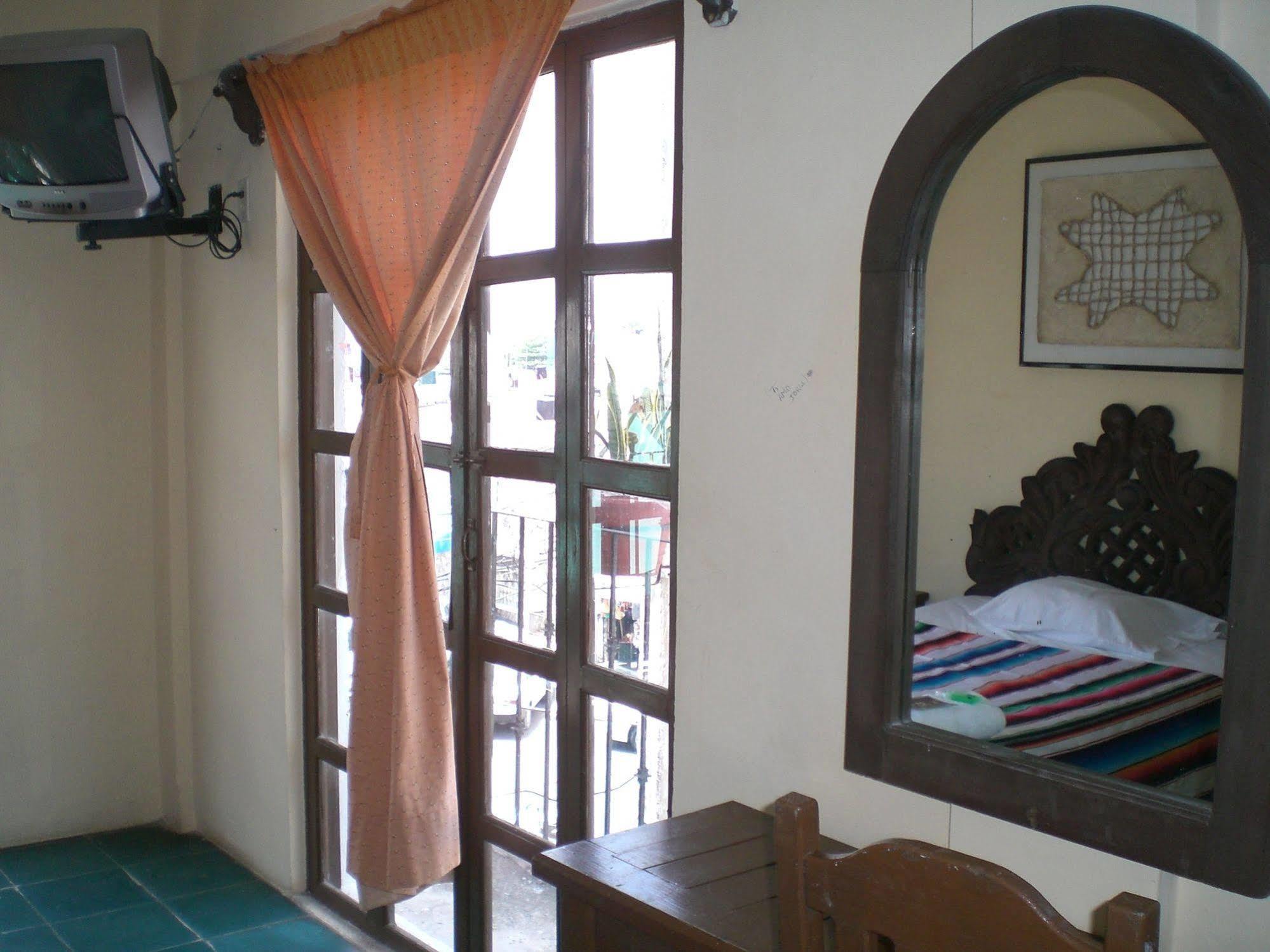 Colonial San Carlos Hotel 2*