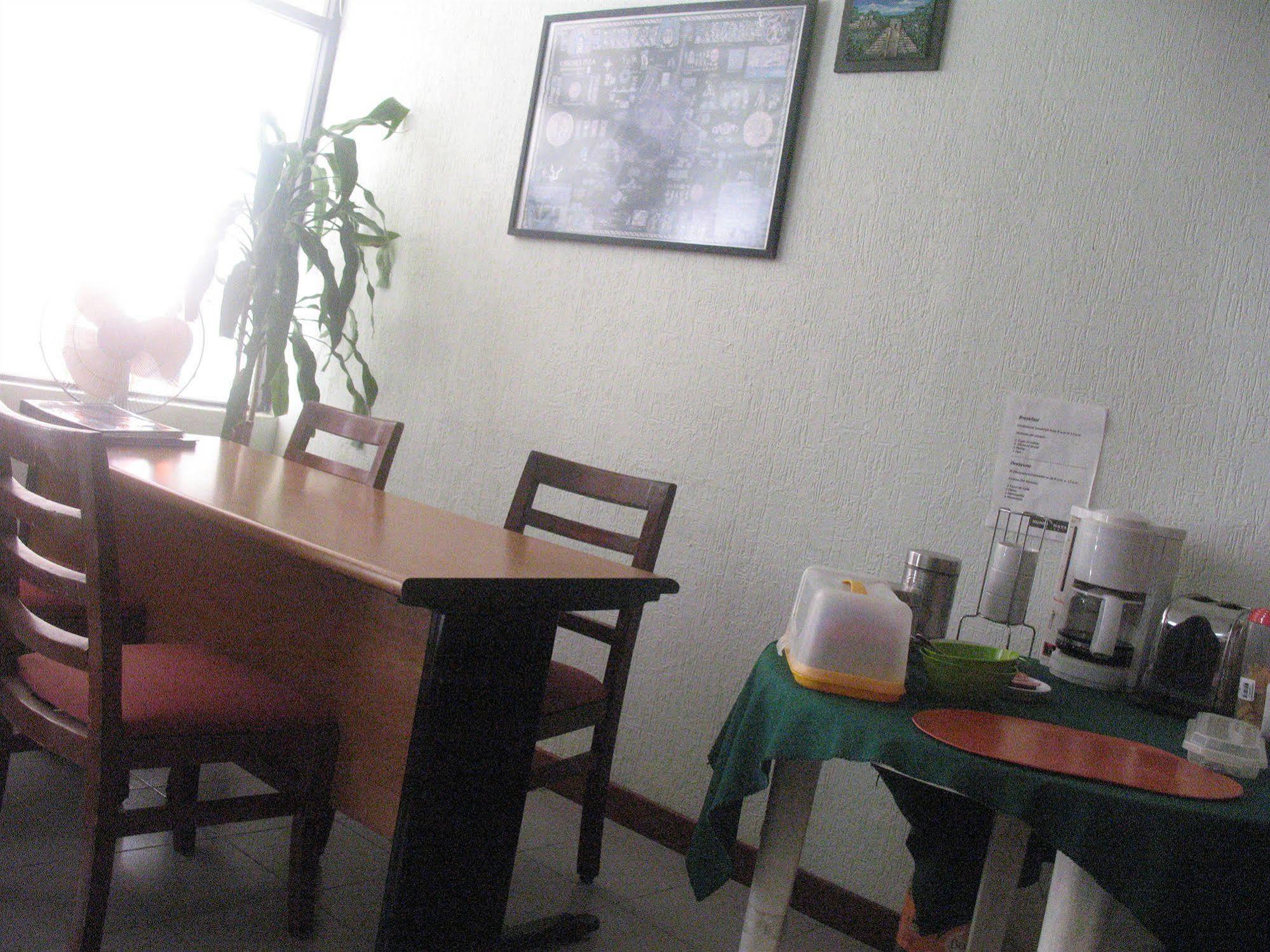 Mundo Maya Hostal