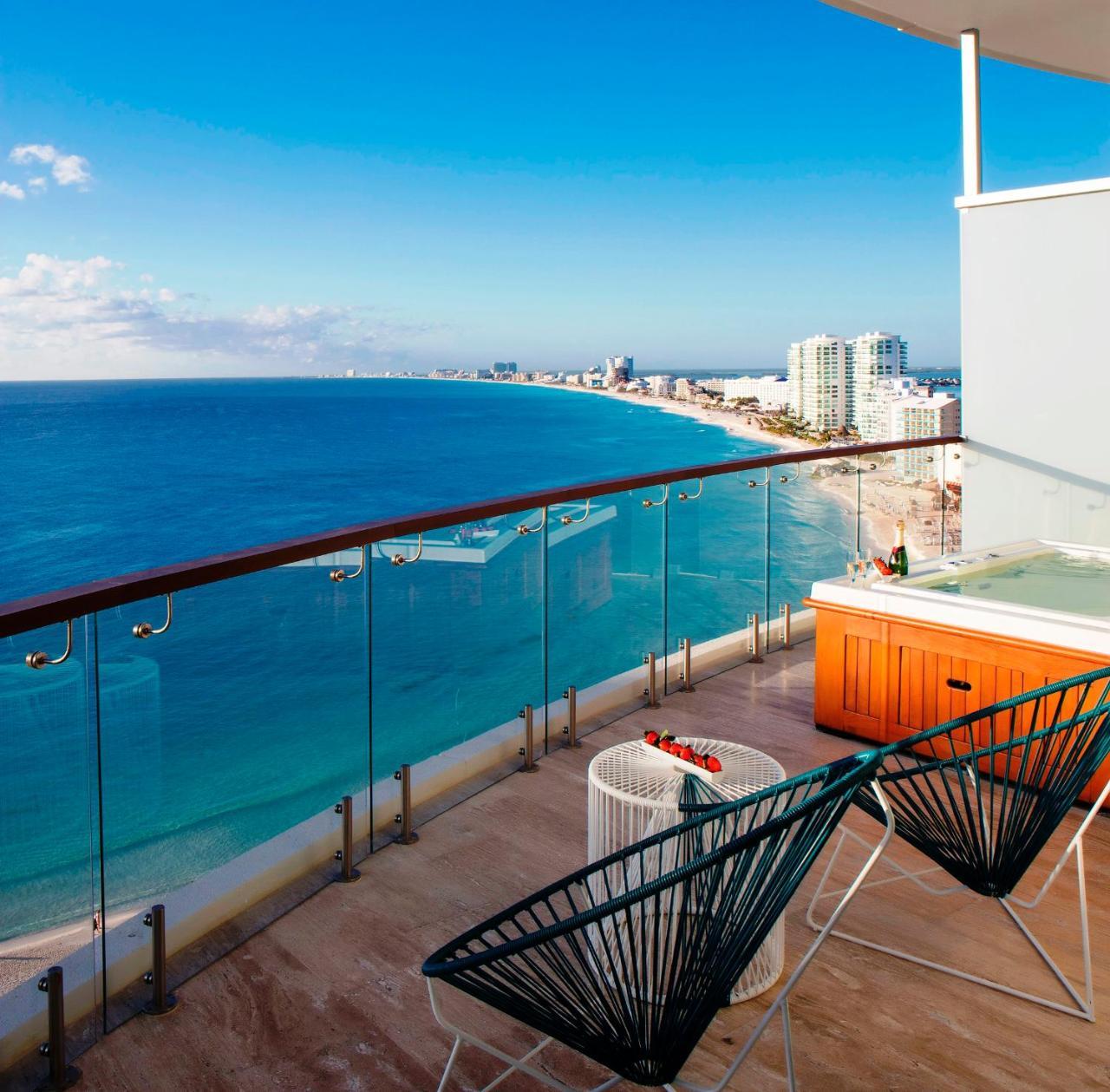 Krystal Grand Resort 5*