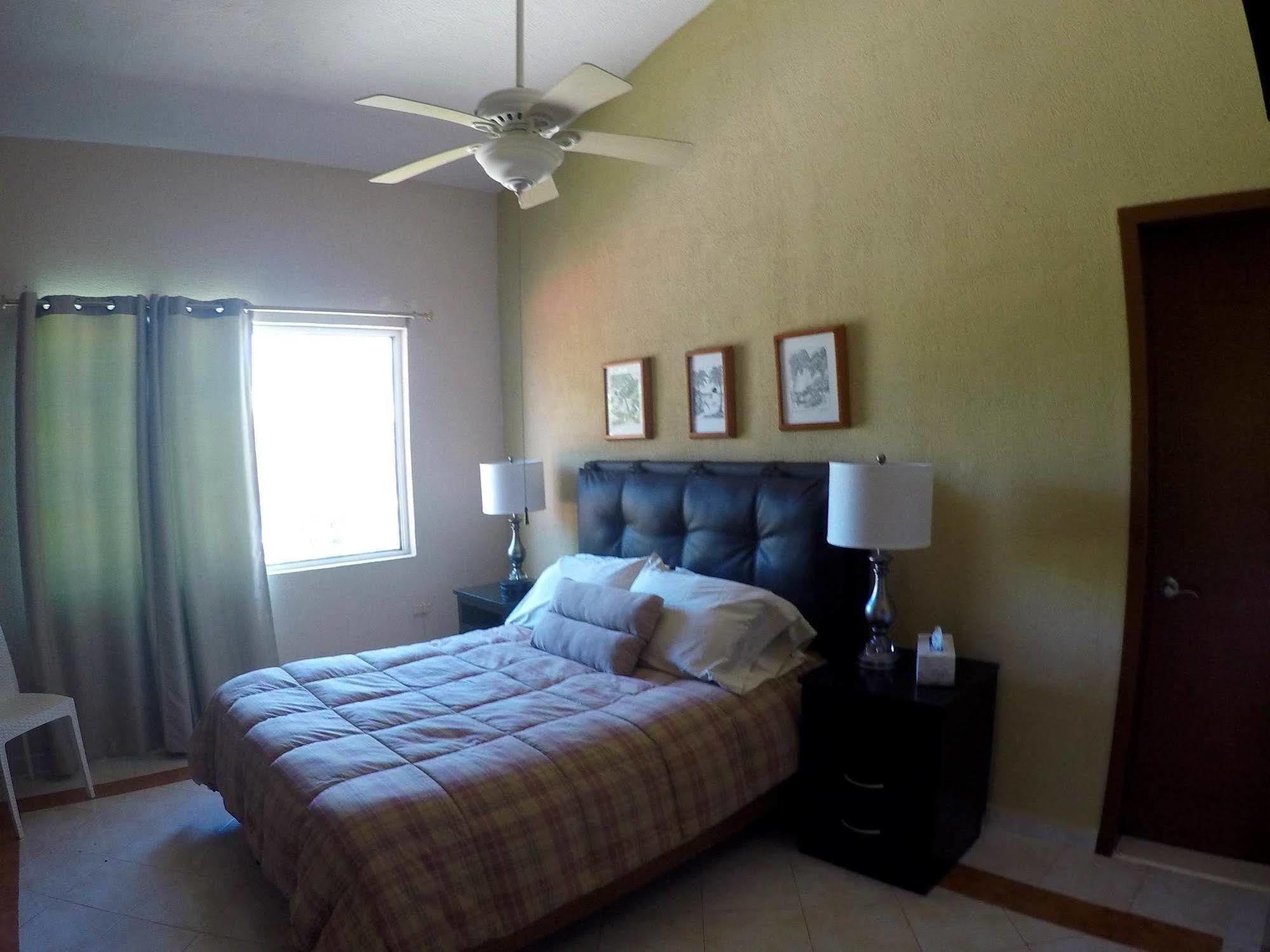 Yurinn 3* Cancún