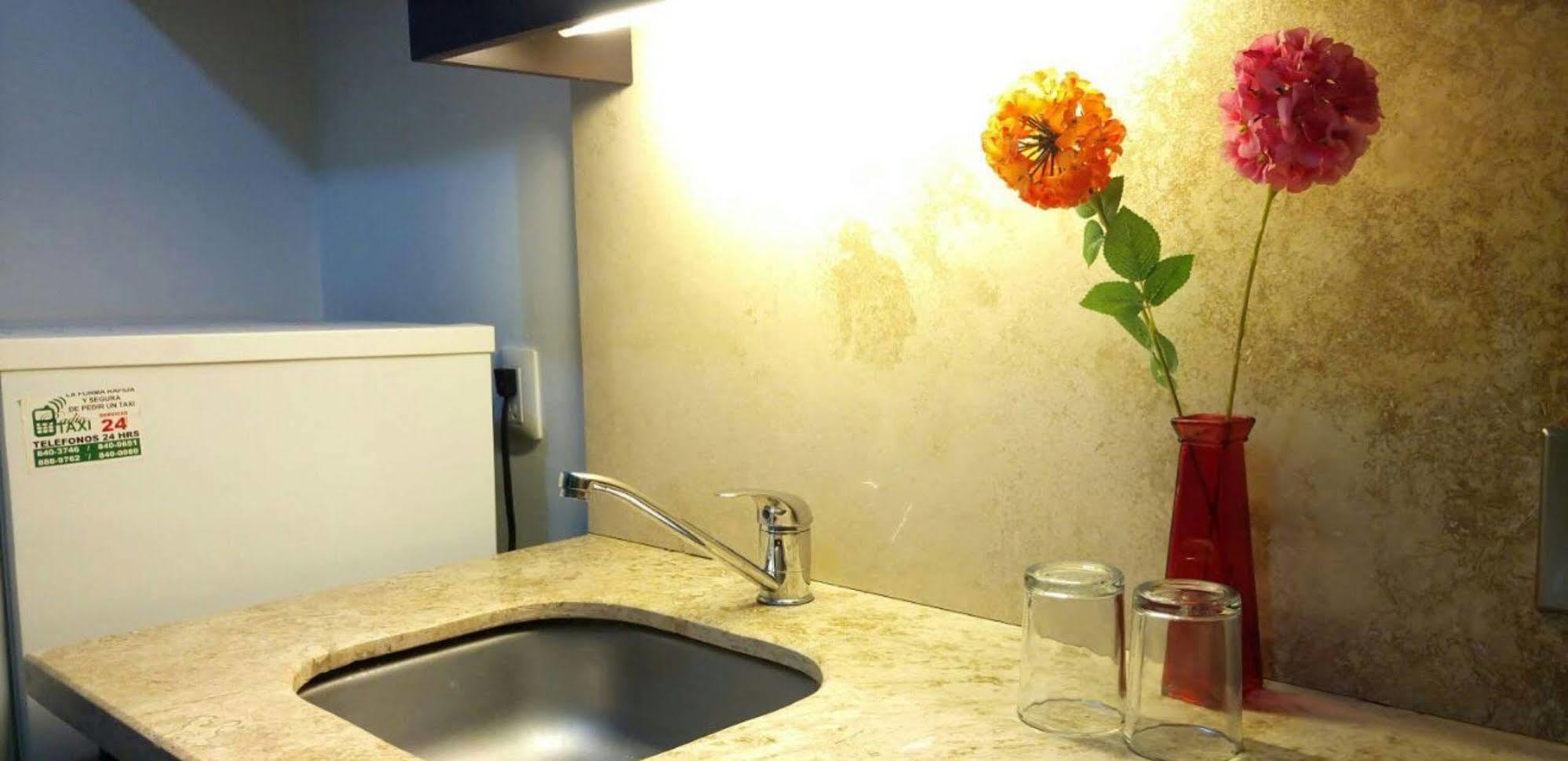 Hotel Ecosuites 4*