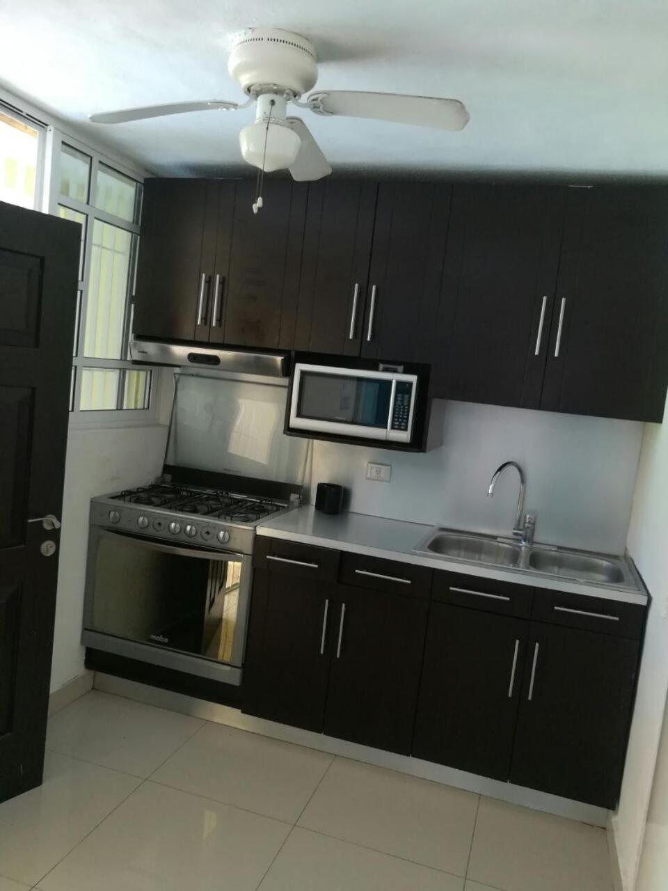 Hostal Vita 4 You Suites