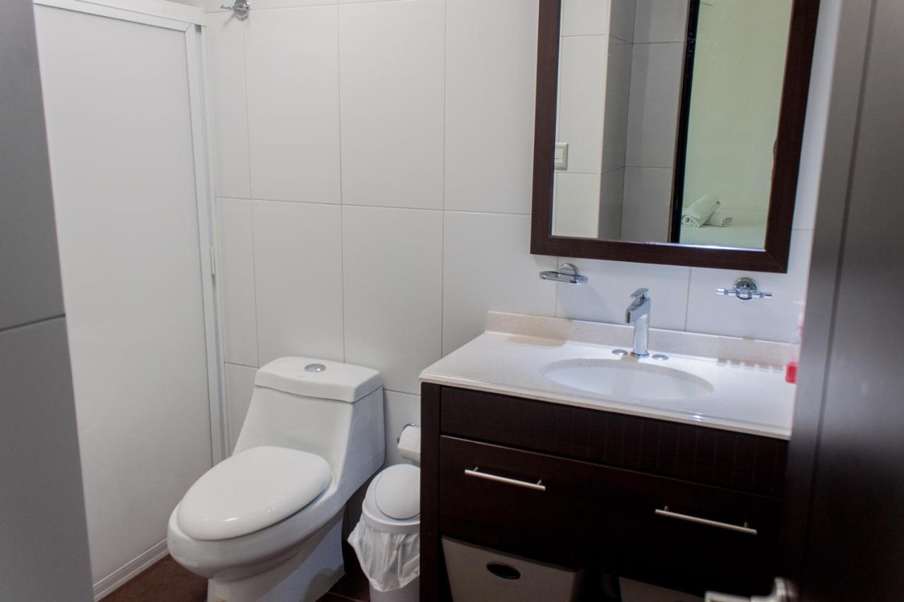 Vita 4 You Suites Hostal *
