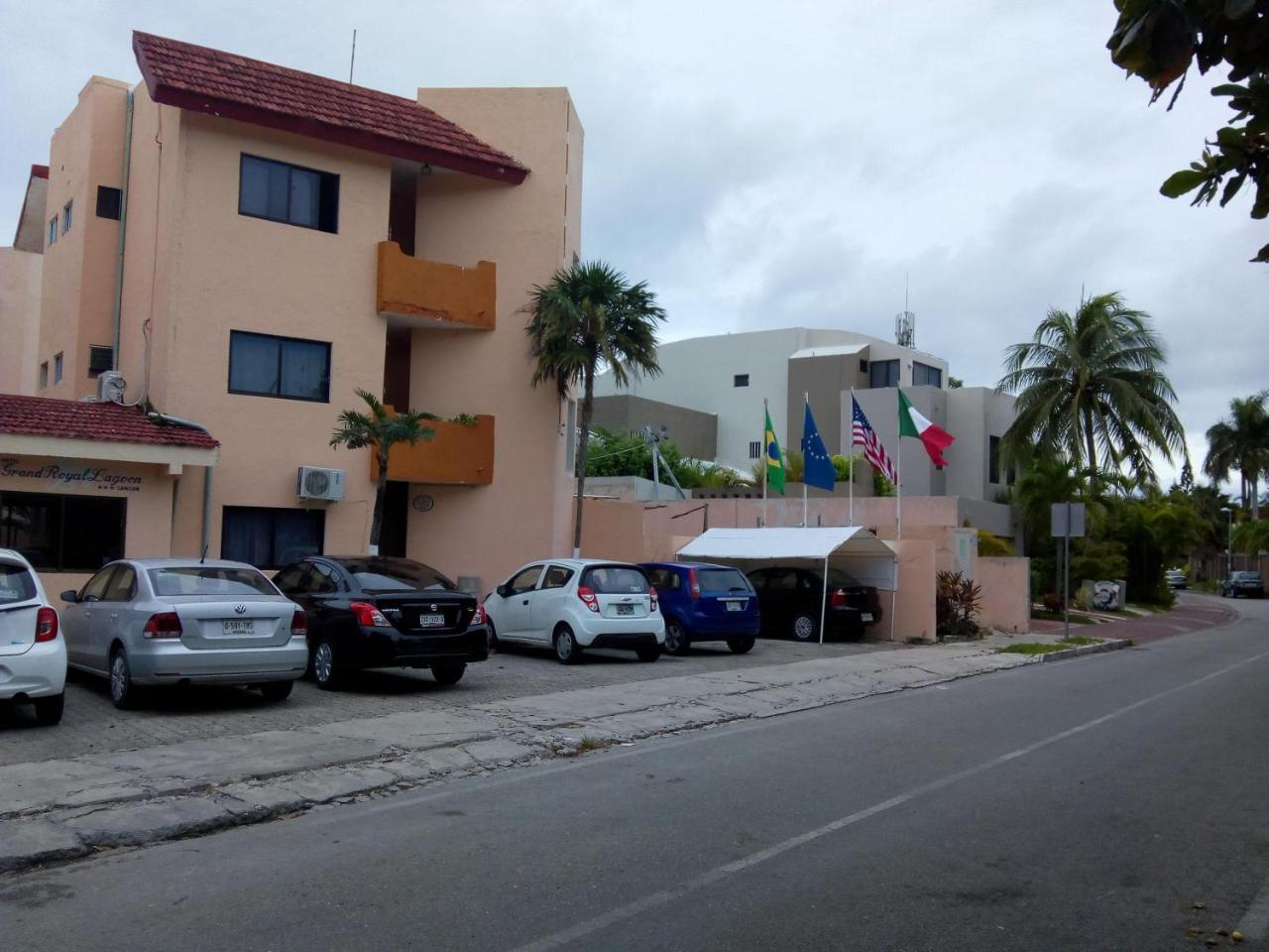 Grand Royal Lagoon * Cancún