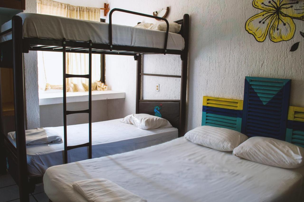 Kukulcan & Friends Guest house 2*