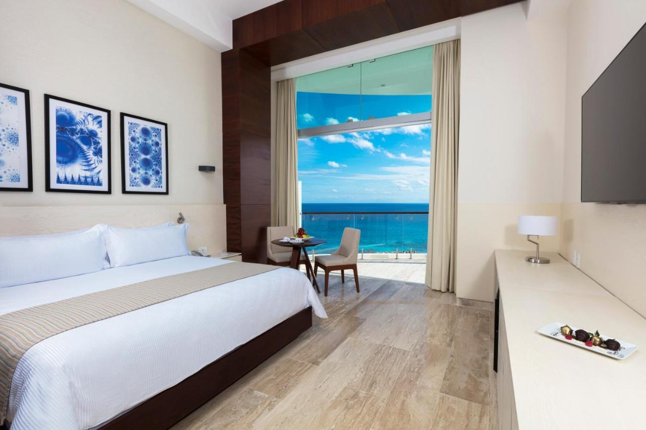Altitude At Krystal Grand Resort Cancún