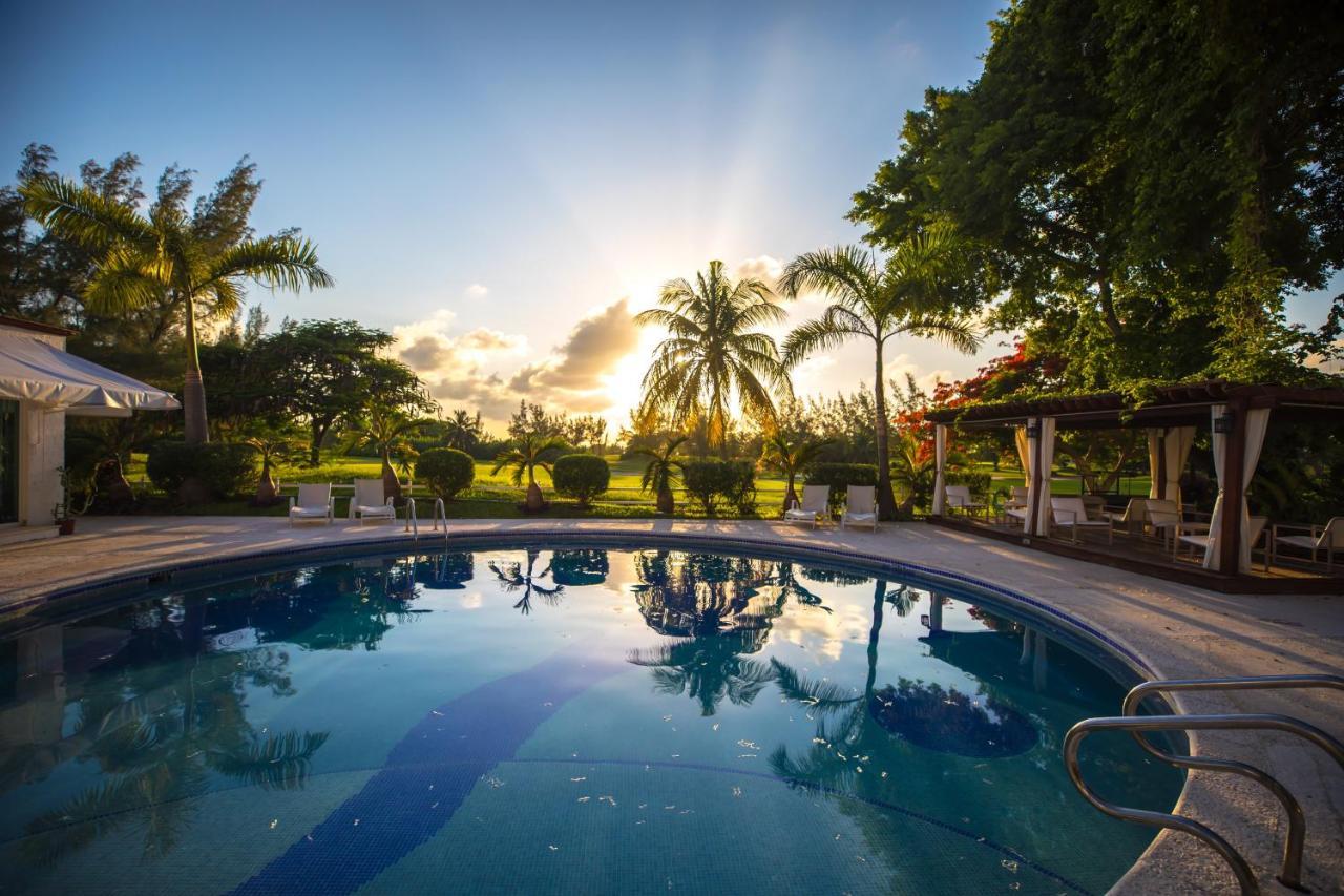 Aparthotel Gaviotas &