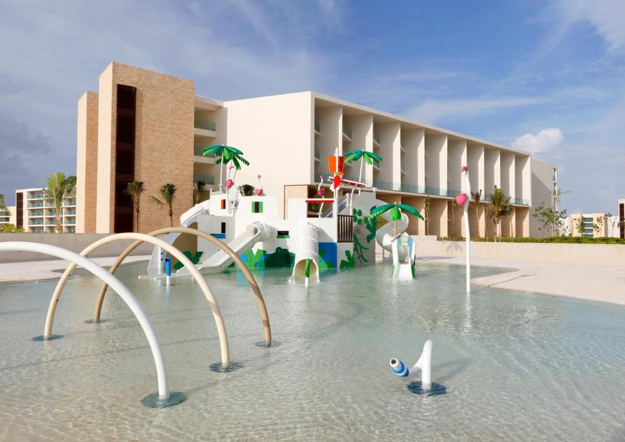Grand Palladium Select Costa Mujeres 5* Cancún