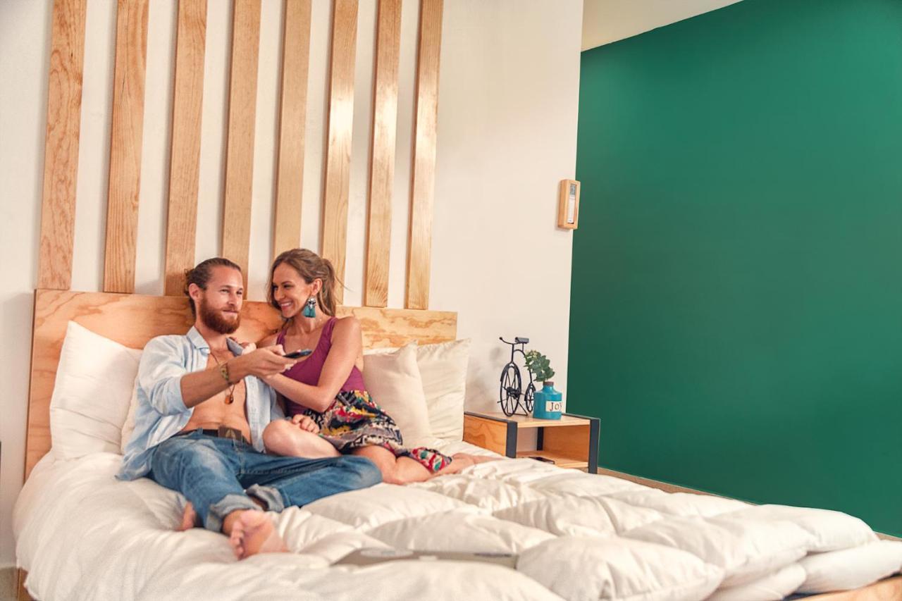 Hostal Nomads & Rooftop Pool Cancún