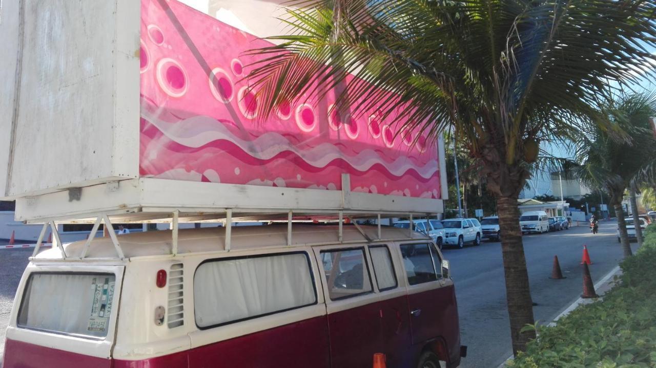 Combi Hard Rock Hotel del amor *