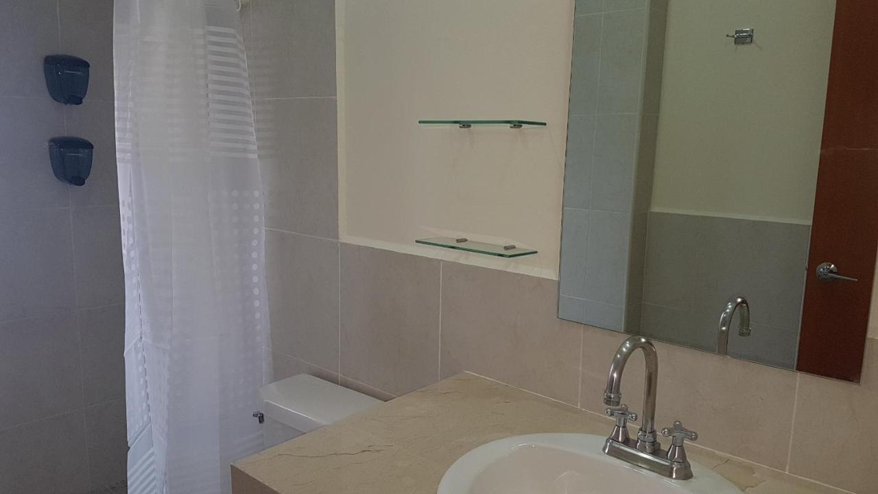 Hotel Y Nader 3*