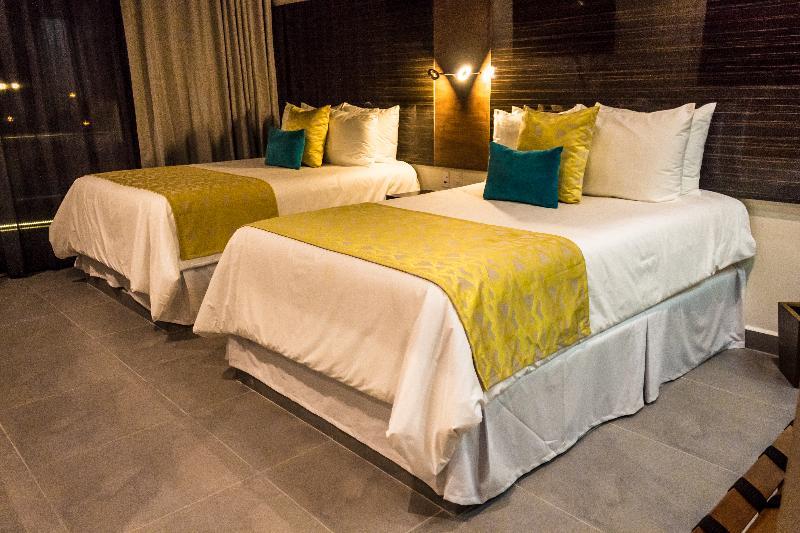 Hotel Kabah Cancún