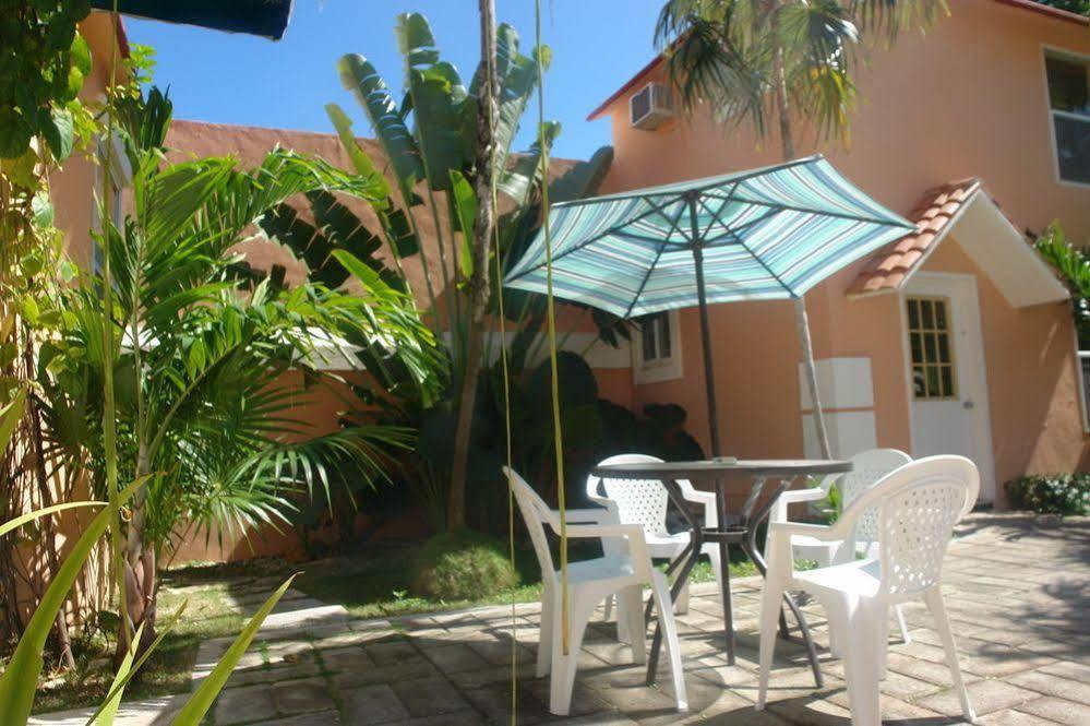 Pensión Residencia Encantos Cancún