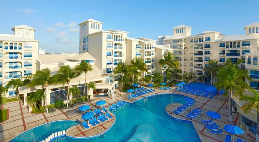 Barcelo Costa Cancún