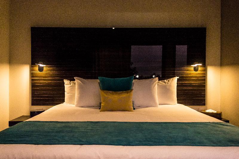 Kabah Hotel 4*