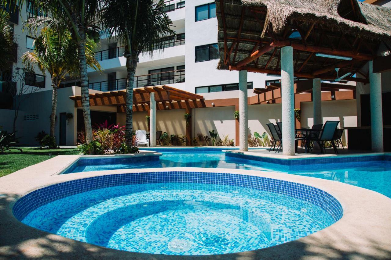Tres Soles Apartahotel Cancún