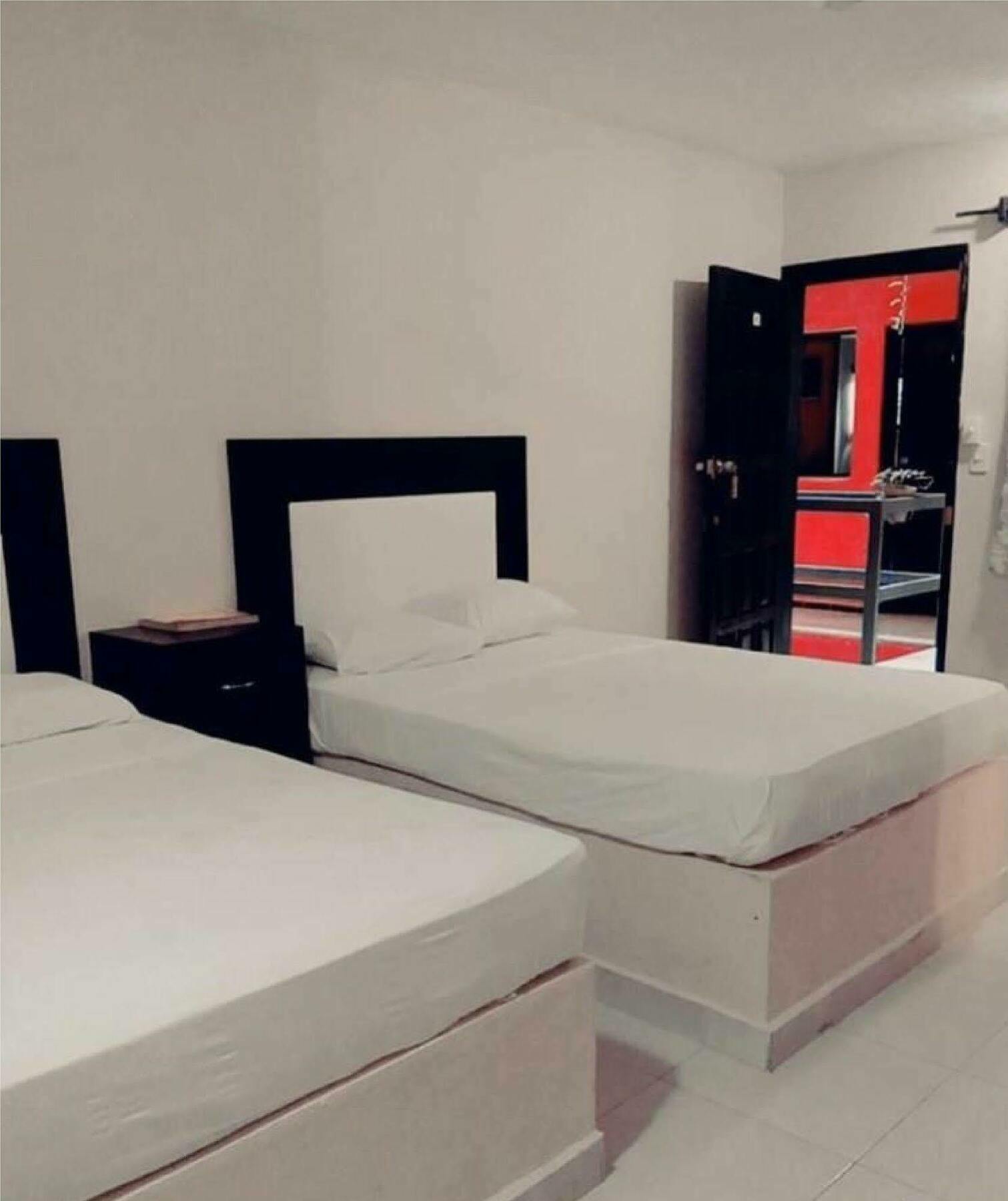 Jardin Hotel 2*
