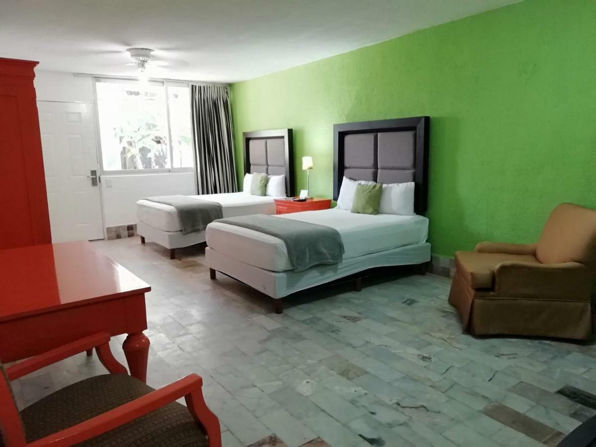 Bed & & Fun Hotel 2*