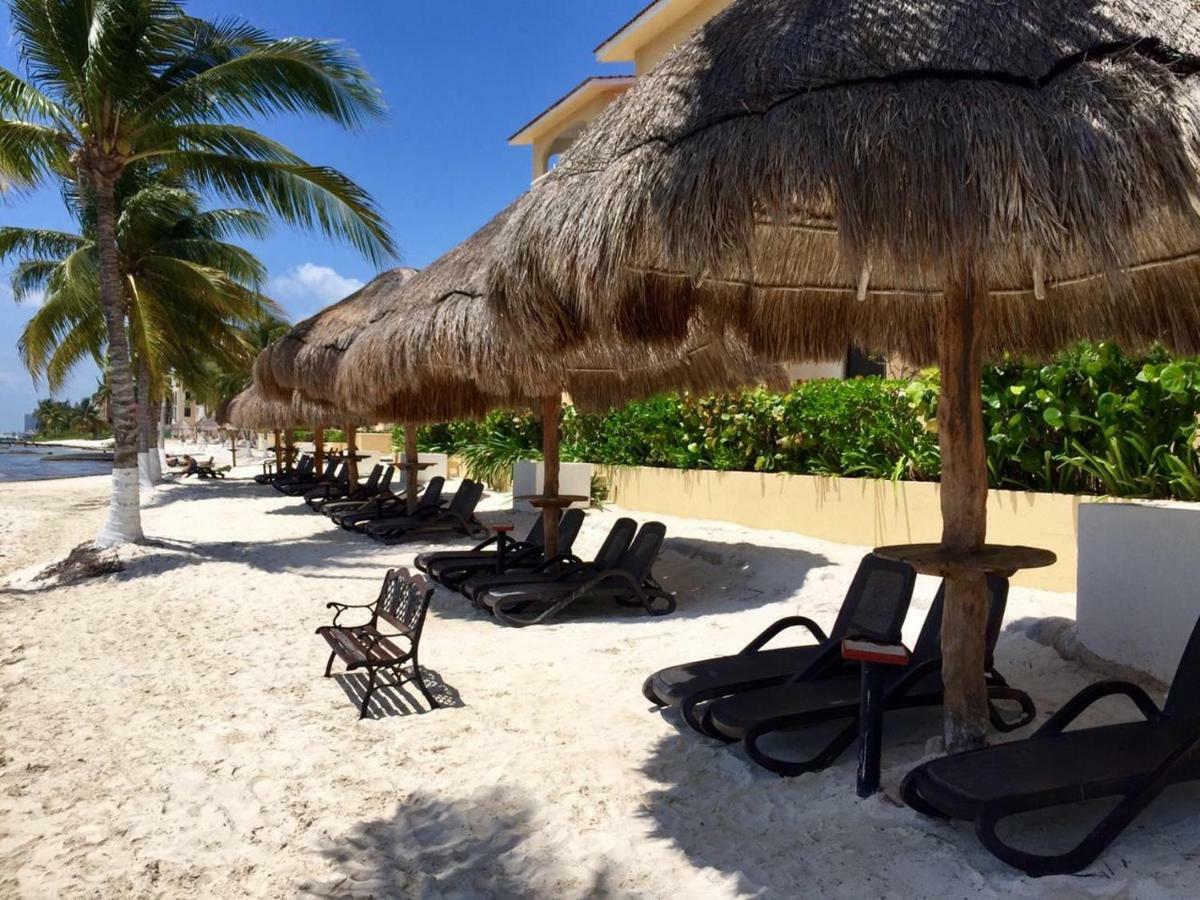 Tropical Cancun