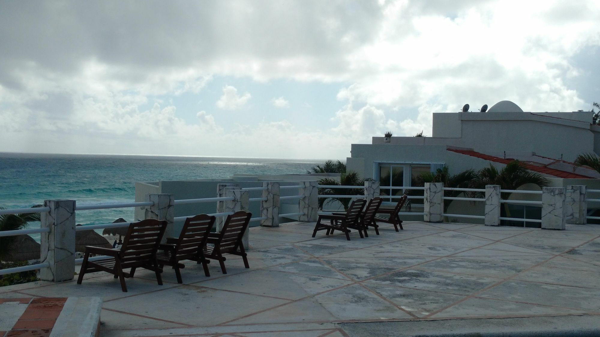 Solymar Apartahotel 3*