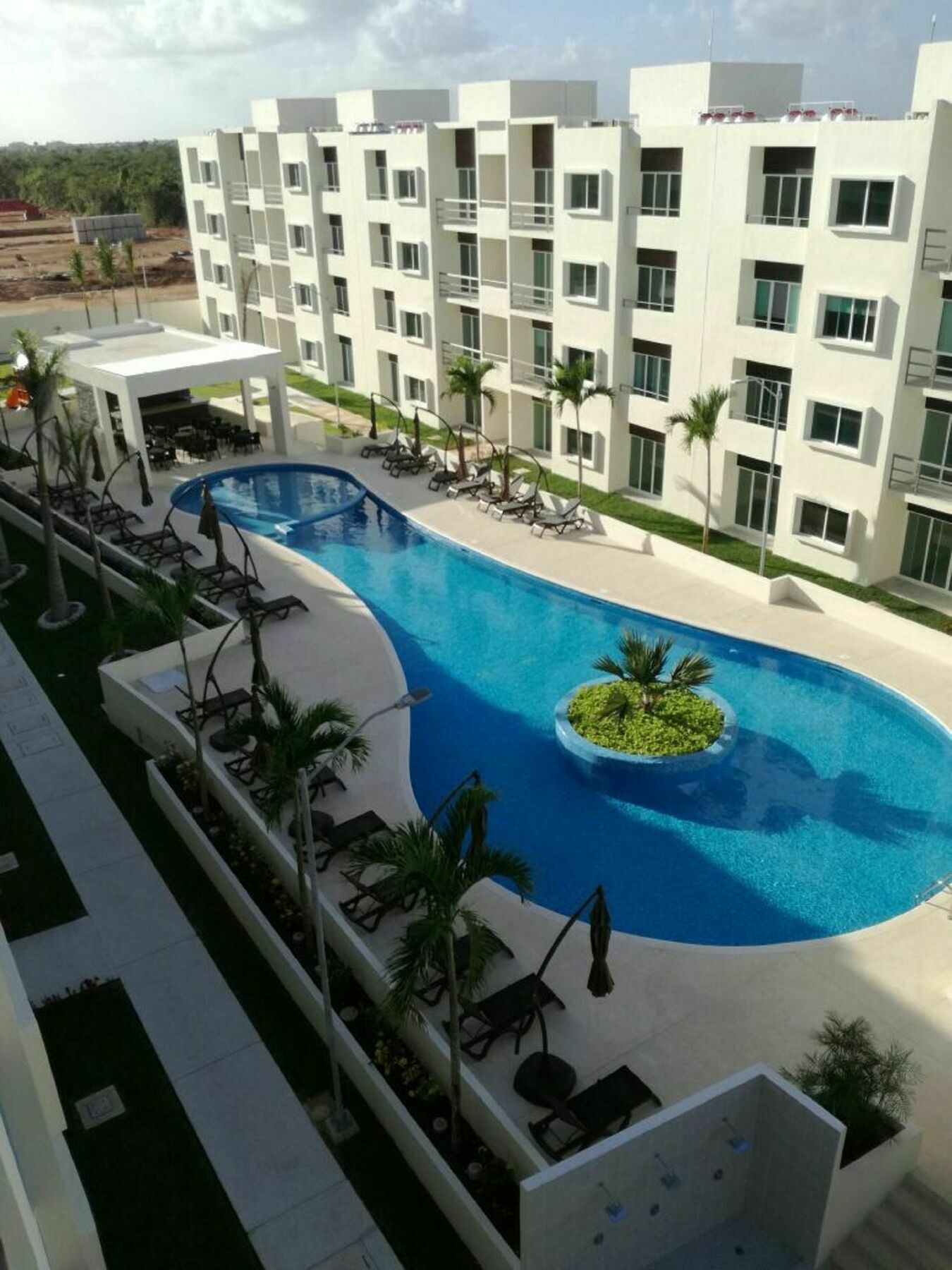 Springs Luxury By The Spot