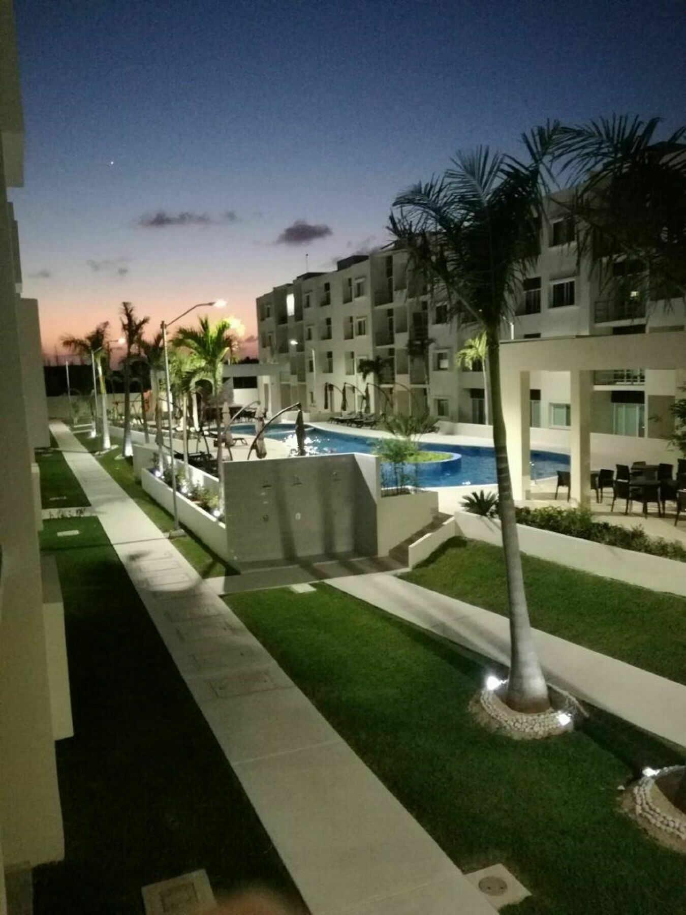 Springs Luxury By The Spot *