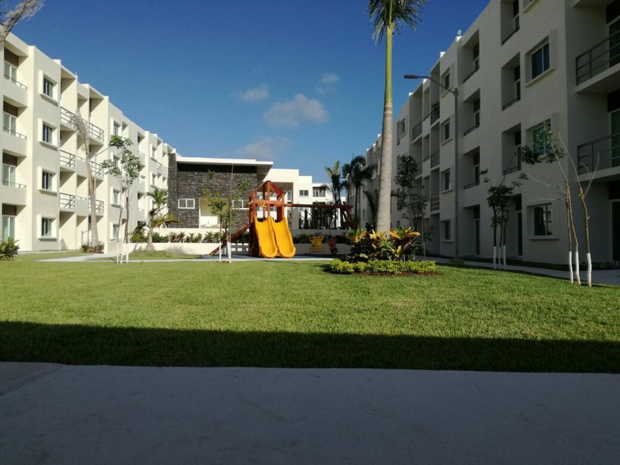 Springs Luxury By The Spot