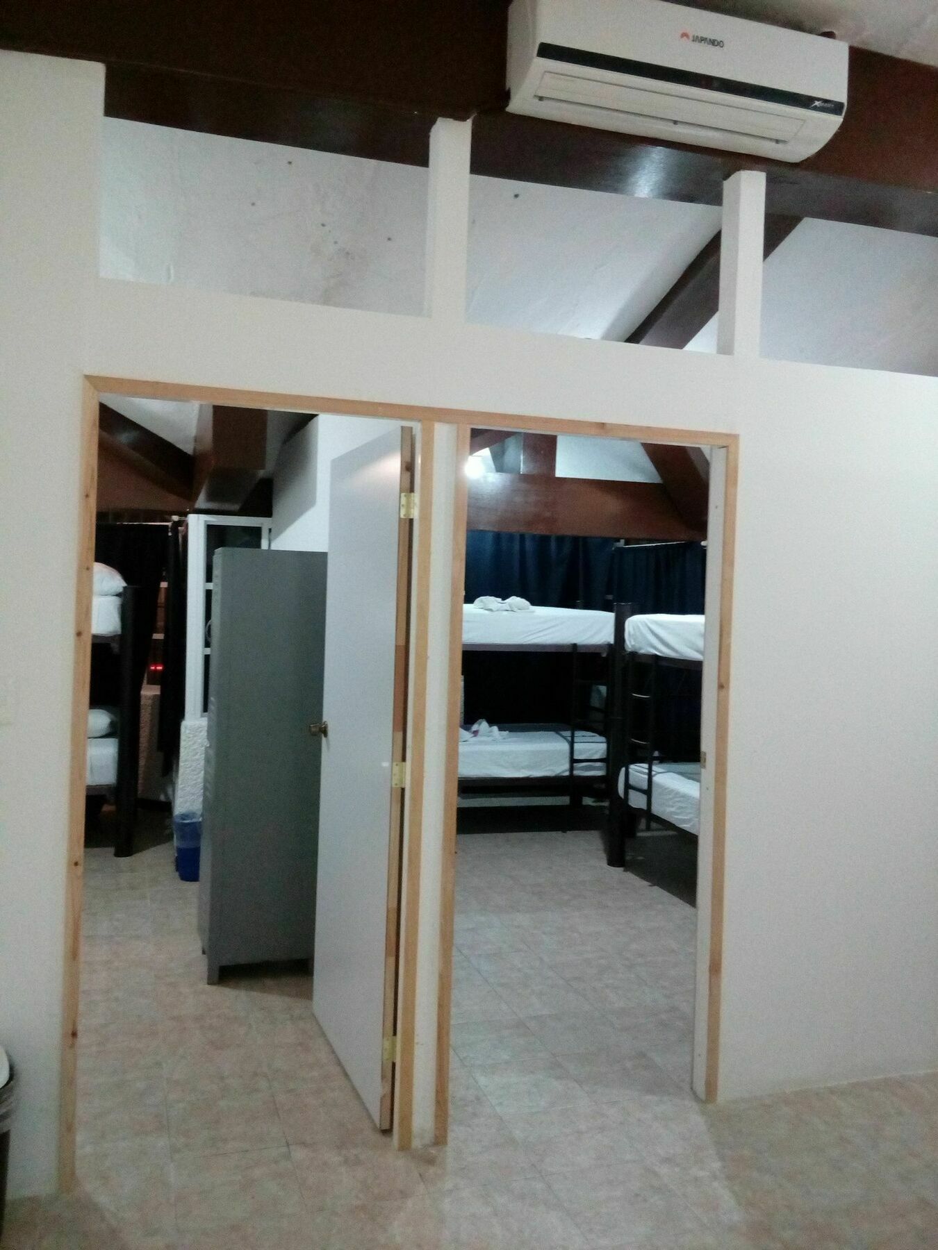 Hostal Ikaro Beds (adults Only)