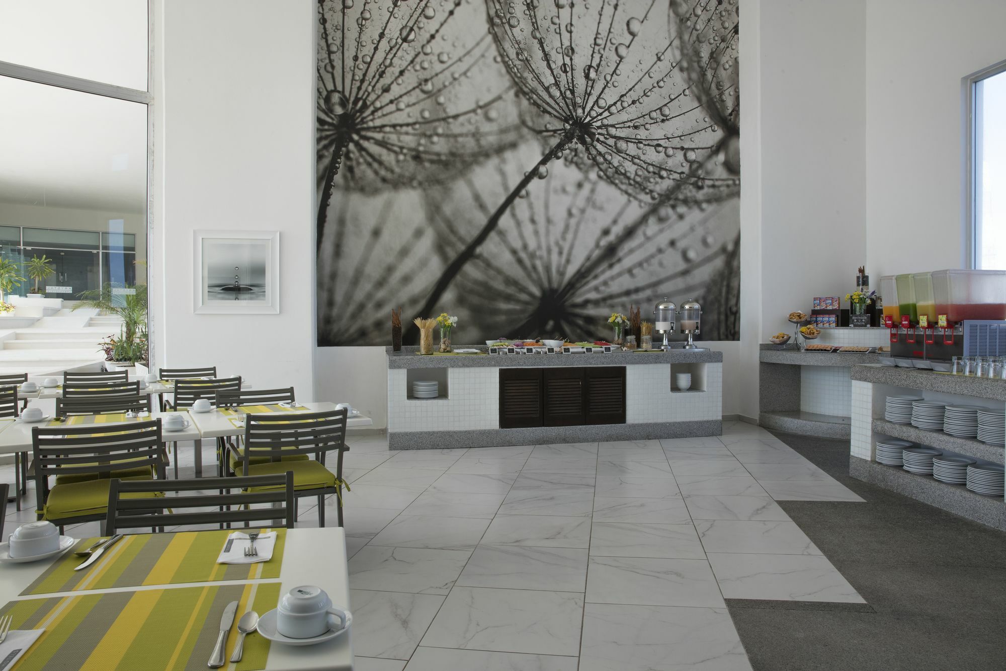Hotel Krystal Urban Centro 4*