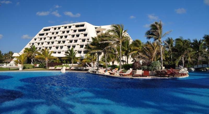 Oasis Lite Resort Cancún