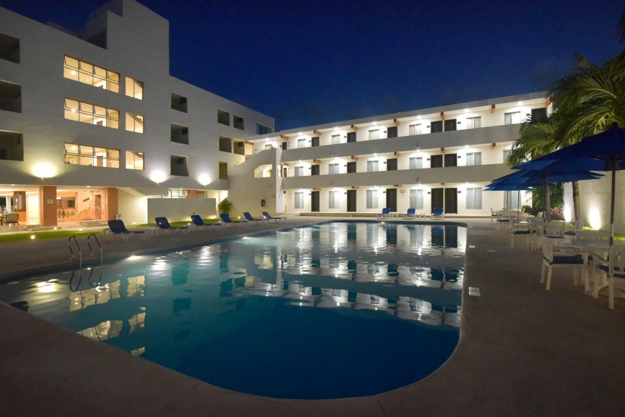 Bonampak Hotel Cancún