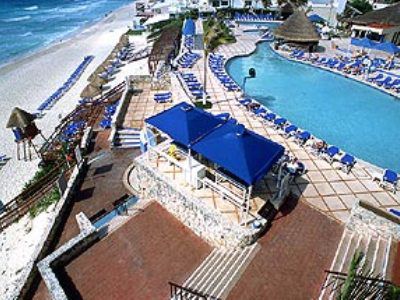 Caribbean Village Hotel Cancún