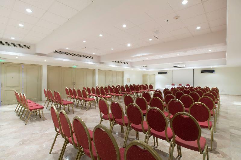 Krystal Hotel 4*