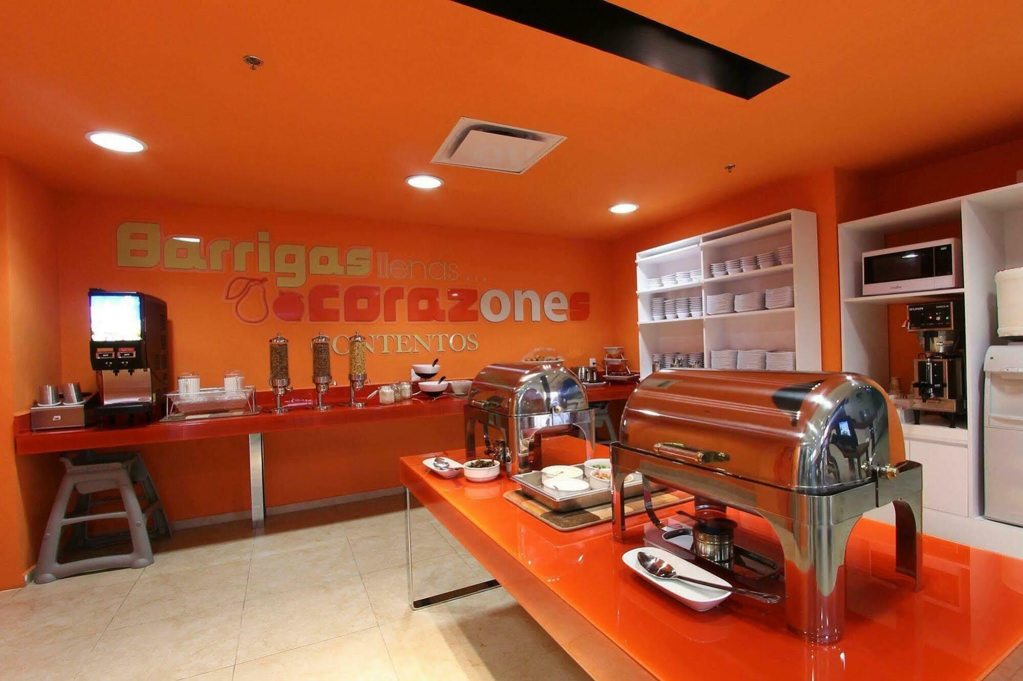 One Centro Hotel Cancún
