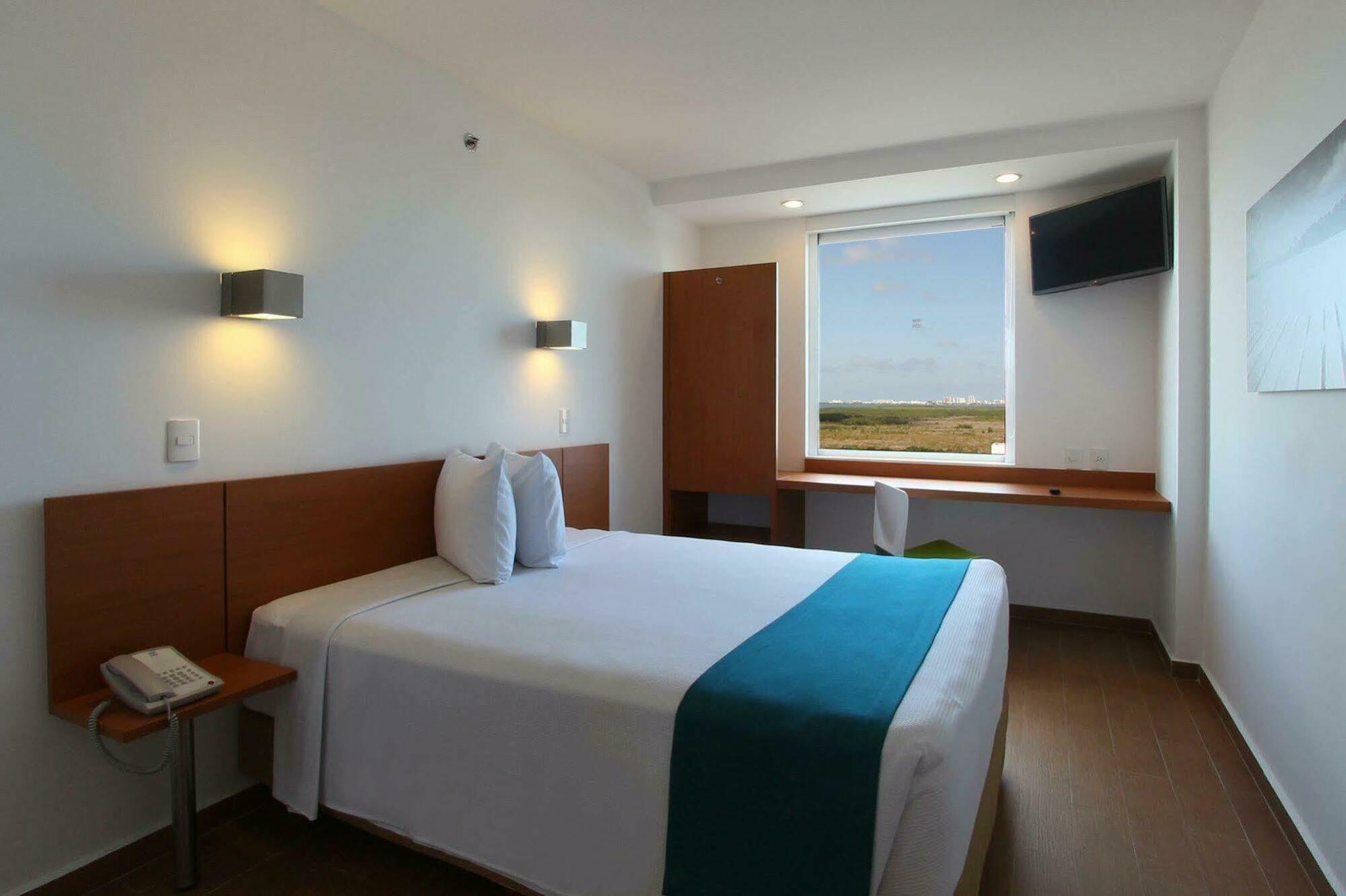 One Centro 3* Cancún