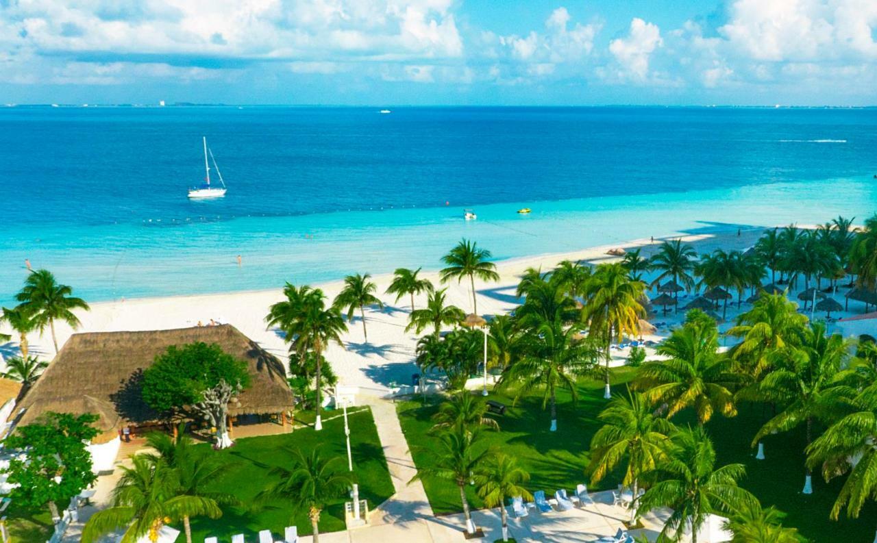 Beachfront * Cancún