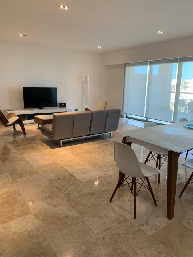 La Amada With Marina View Apartamento Cancún