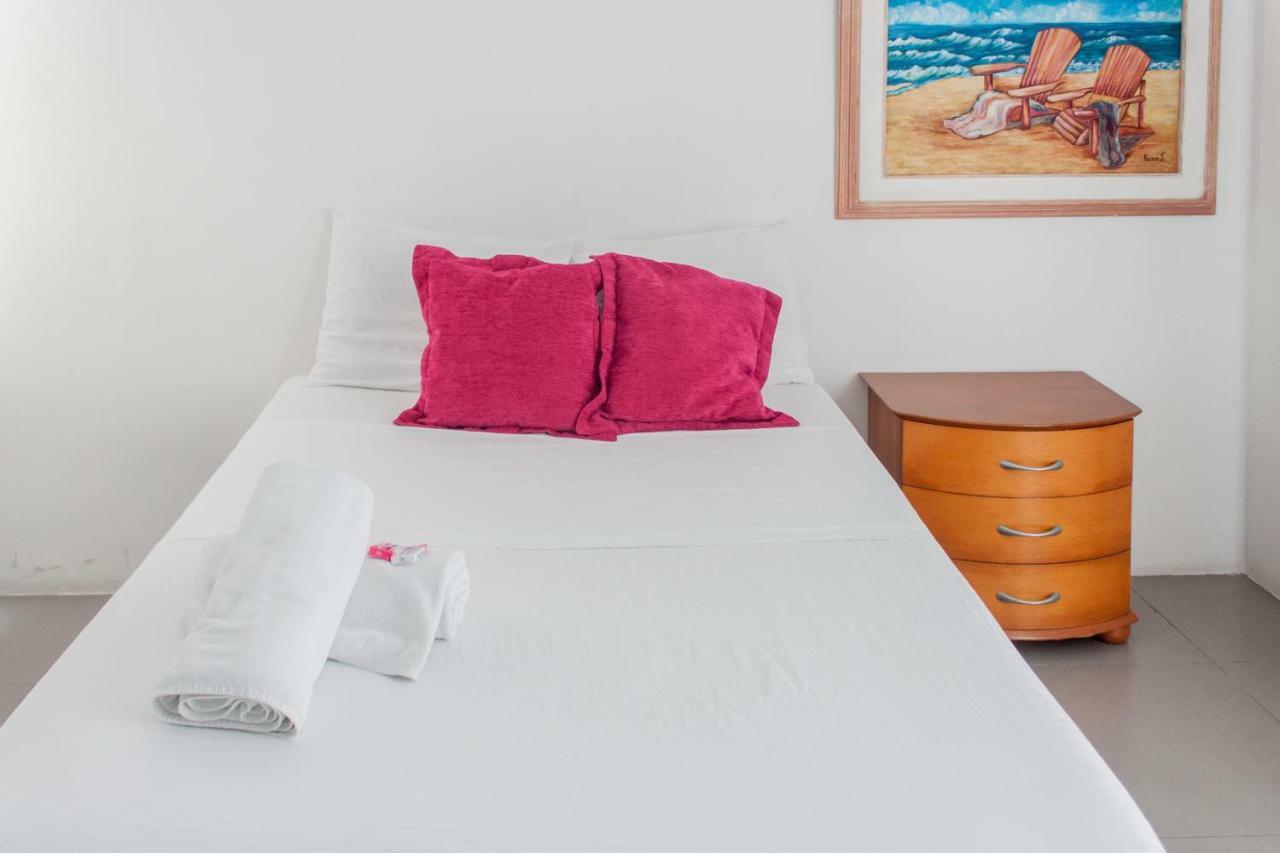 Vita 4 You Suites Hostal *