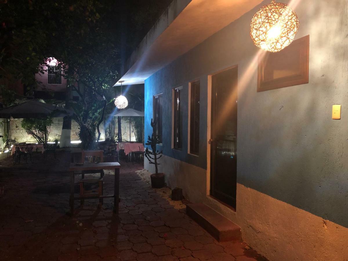 Akbal Hostal