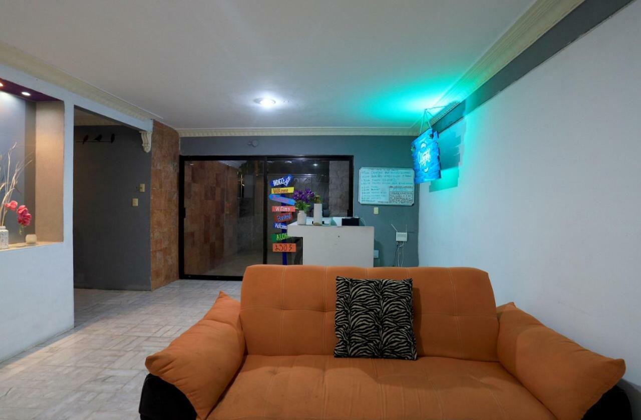 Indigo Hostal *