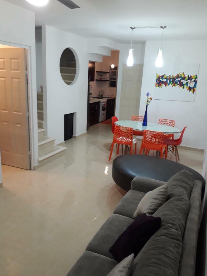 Сasa de vacaciones Casa Privadas Cuyagua 69 *