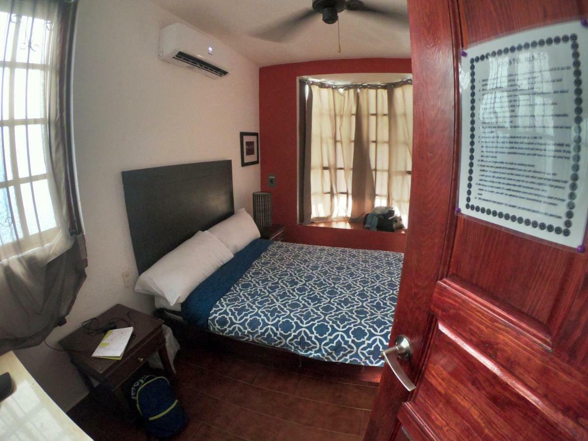 Granada 6 Hostal *